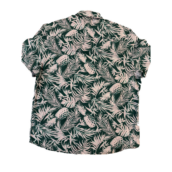 St John’s Bay Shirt Mens XL Green White Pineapple Hawaiian Button Up Tropical - Picture 4 of 4